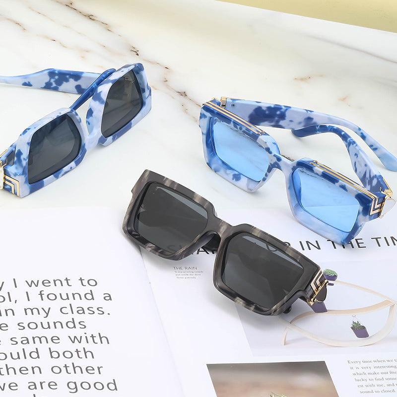 Wholesale Trendy square frame sunglasses for men and women